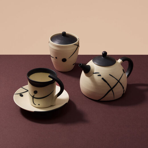 Lidded pot by Hiroyuki Onuki