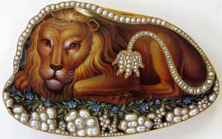 snuffbox